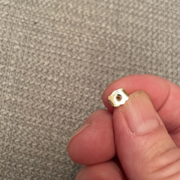 Avon Gold Tone Twisted Triple Hoop Post Earrings Door Knocker Earrings - Picture 4 of 8